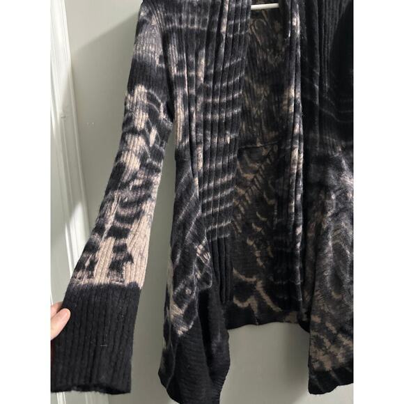 Mercer and Madison Angora‎ open cardigan - Picture 2 of 7